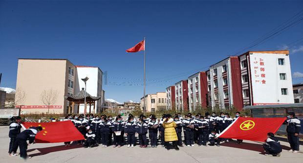 过节送什么给长辈比较好？游戏画面